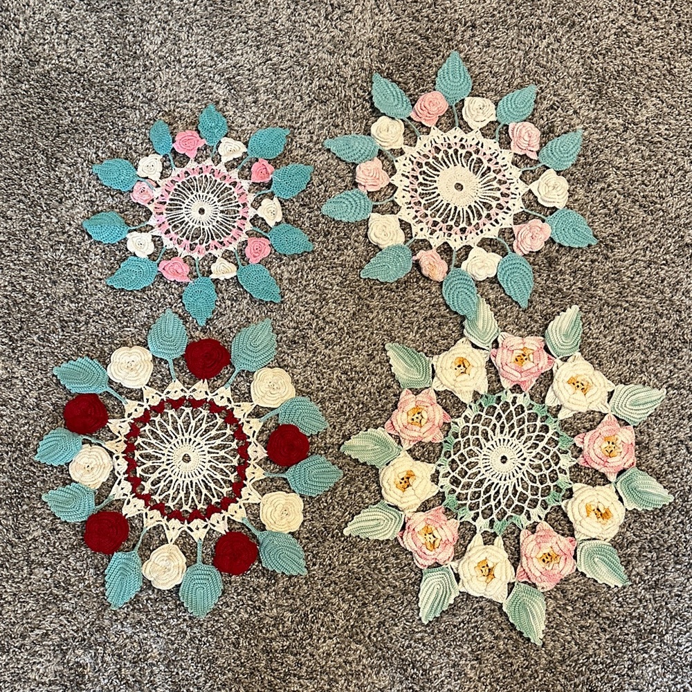 Set of 4 Vintage Crocheted Floral Doily